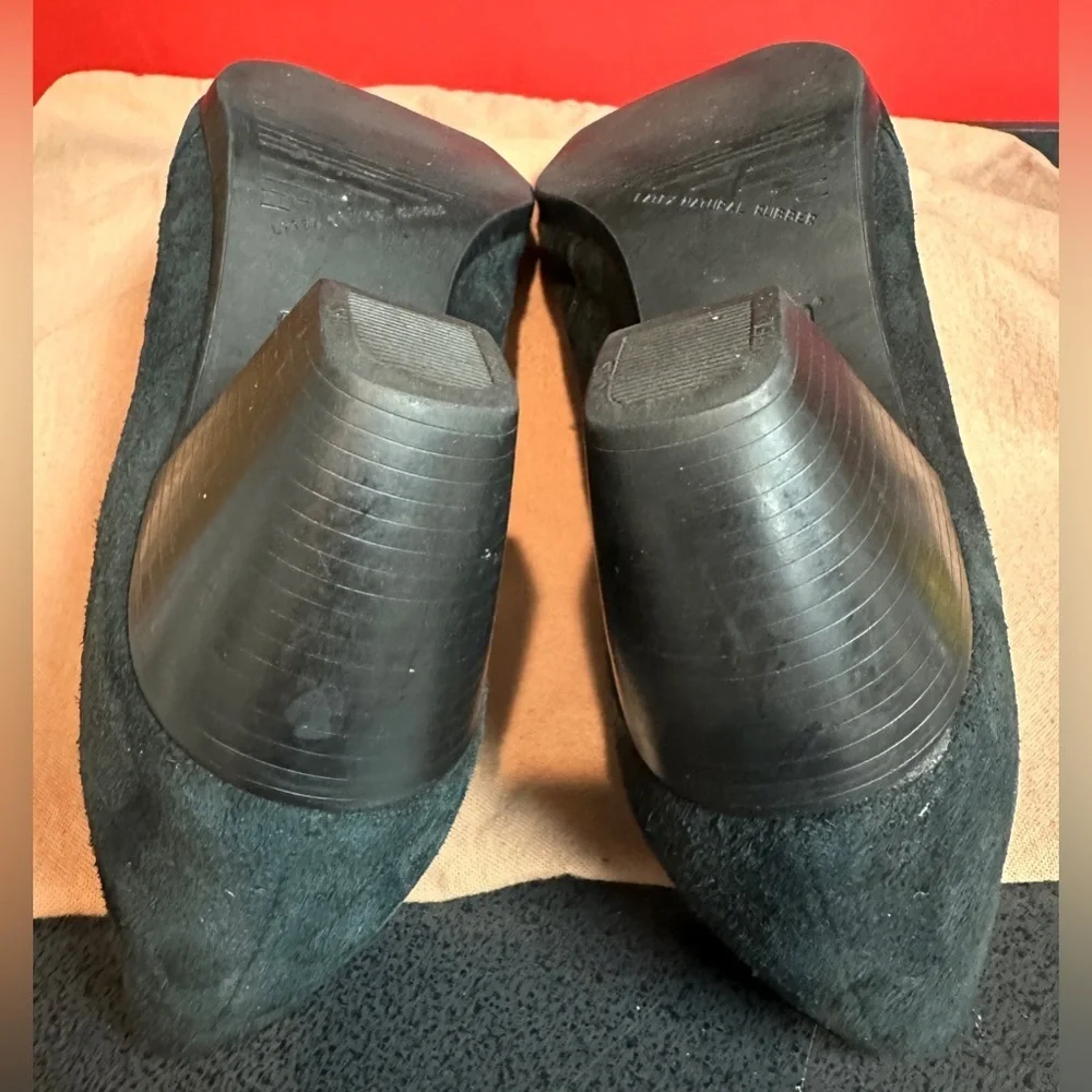 Munro American Peep Toe Black Suede Side Zip 2.25” Heels Women’s Sz 10M - Picture 11 of 15